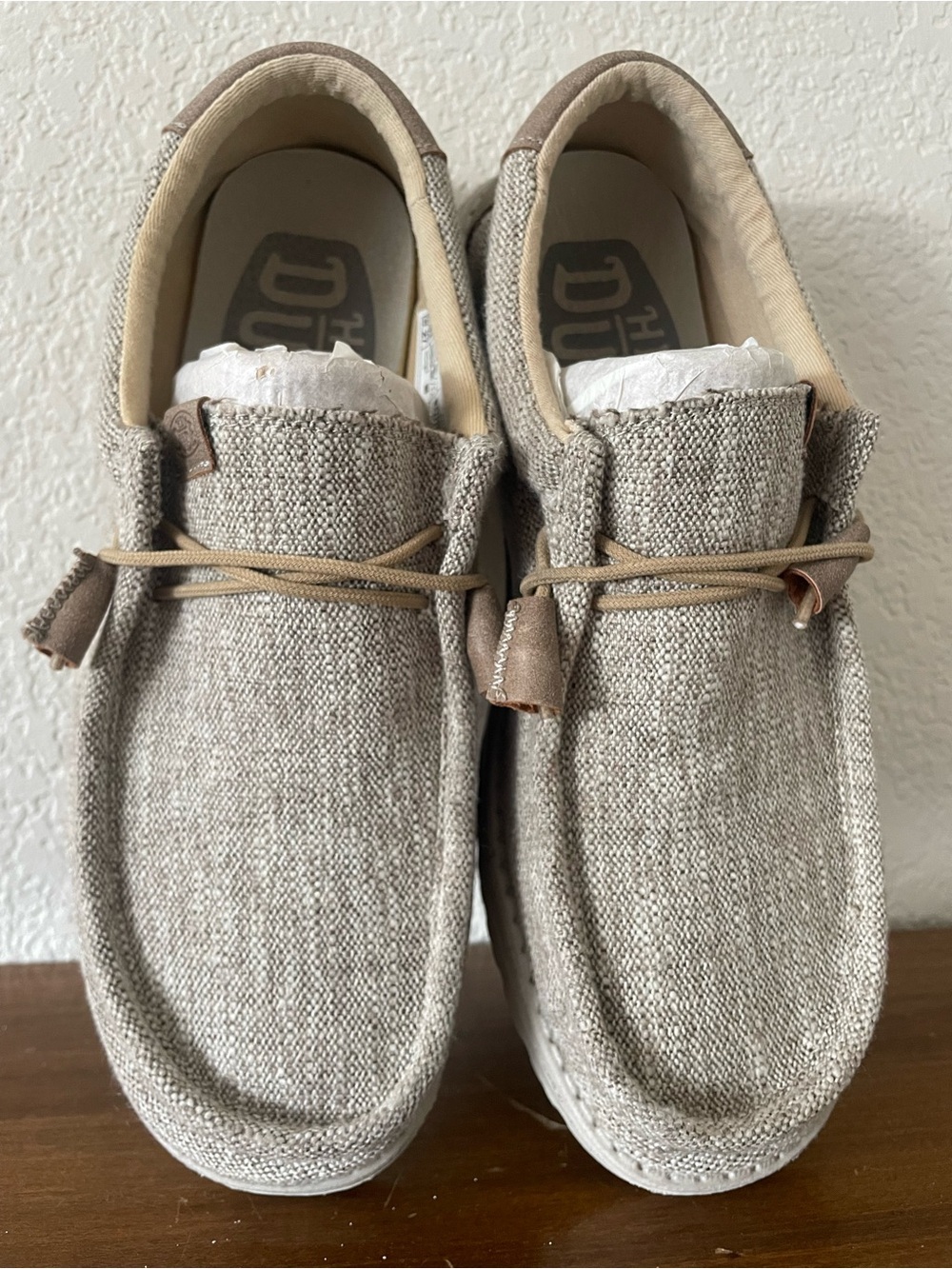 Hey Dude Wally Ascend Woven Men's 9 Shoes loafers slip on beach casual mens
